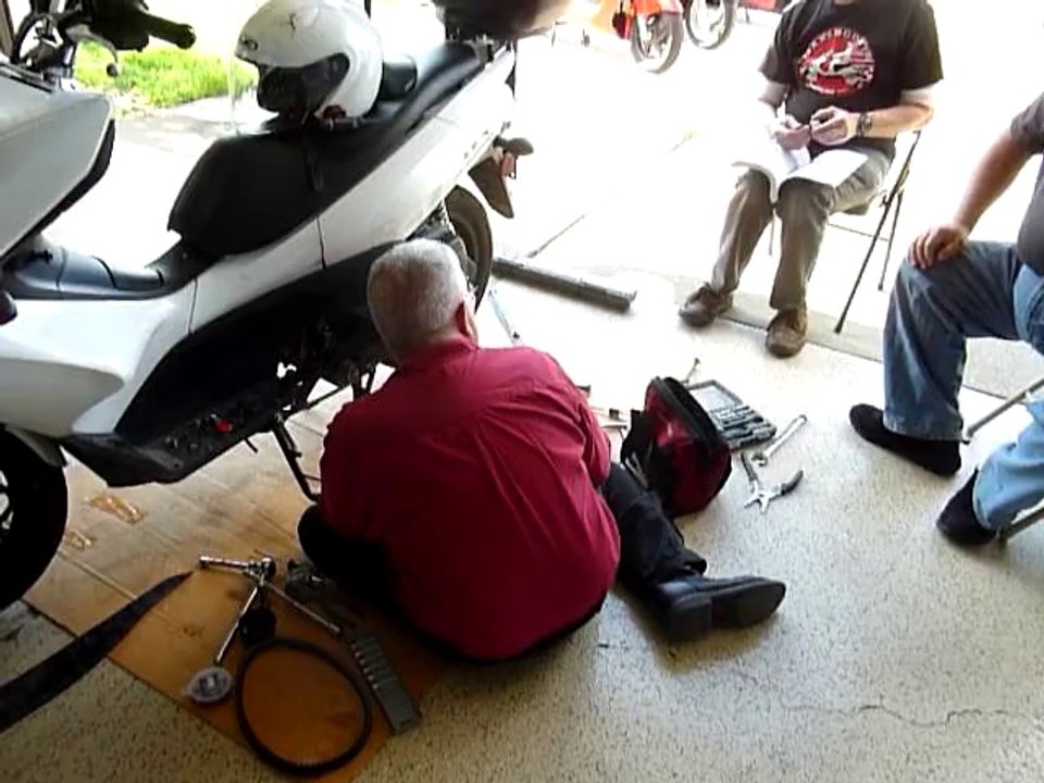 Honda PCX Spark Plug Change