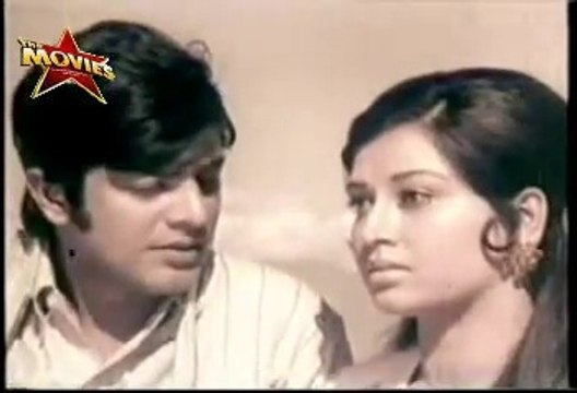 khamoosh hai nizarey ek bar muskra do ; Stars Waheed Murad and Shabnam~Singer Mehdi Hassan~ Film; Bandagi 1972~ Pakistani Urdu Hindi Songs