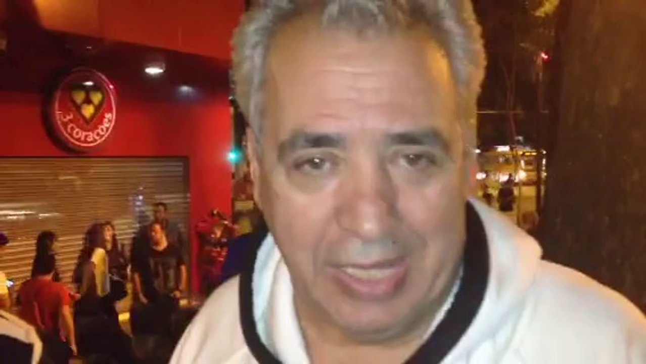 Έλληνες από Νέα Υόρκη μιλούν για το ματς με την Κολομβία.