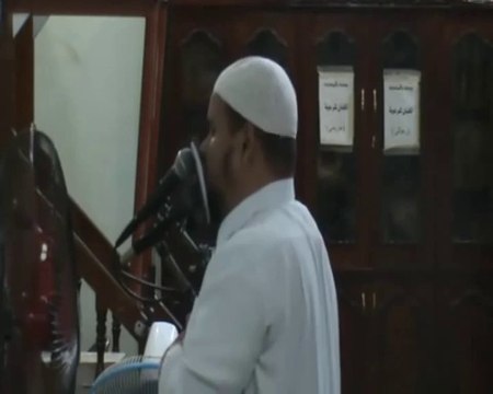 وقالوا اتخذ الرحمن ولدا تلآوة تزلزل القلوب والجبال لفضيلة الشيخ عبدالله كامل من تسجيلات رمضان 1433هــ