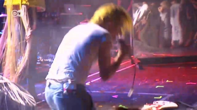 Bonaparte: Elektro-Punk-Zirkus mit neuem Album | PopXport