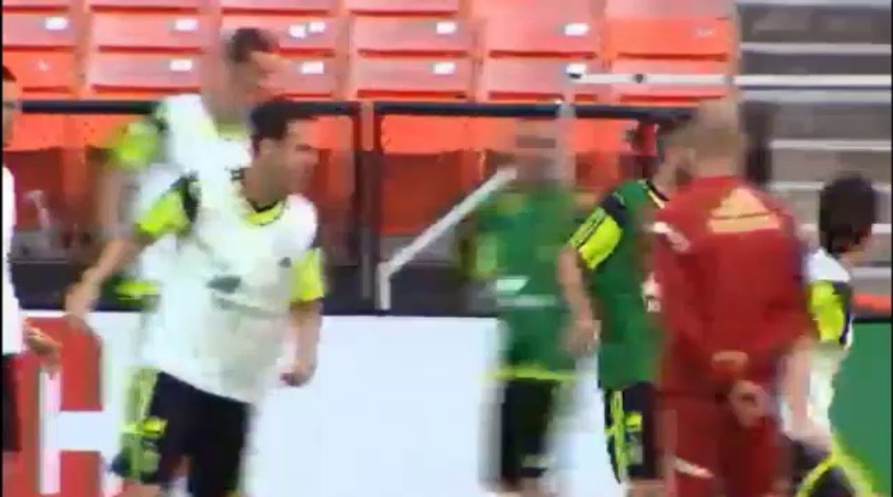 Locura colectiva por entrenamiento de Seleccion Española Mundial Brasil 2014