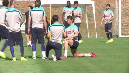 Cristiano Ronaldo faz treino leve antes de enfrentar Alemanha