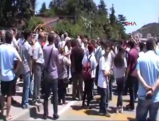 Samsun'da okulun yıkılıp cami yapılmasına tepki