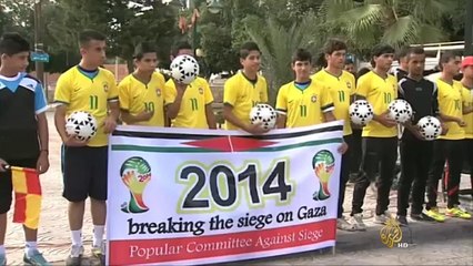 أطفال غزة.. المونديال نافذتنا في ظل الحصار