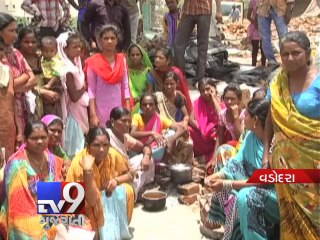 VMC's mis-management leaves 190 families homeless in demolition, Vadodara - Tv9 Gujarati
