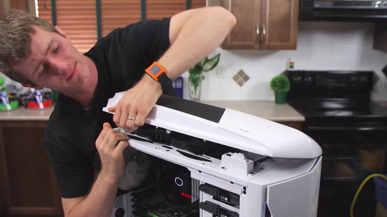 NZXT Phantom 530 Gaming Mid Tower Case