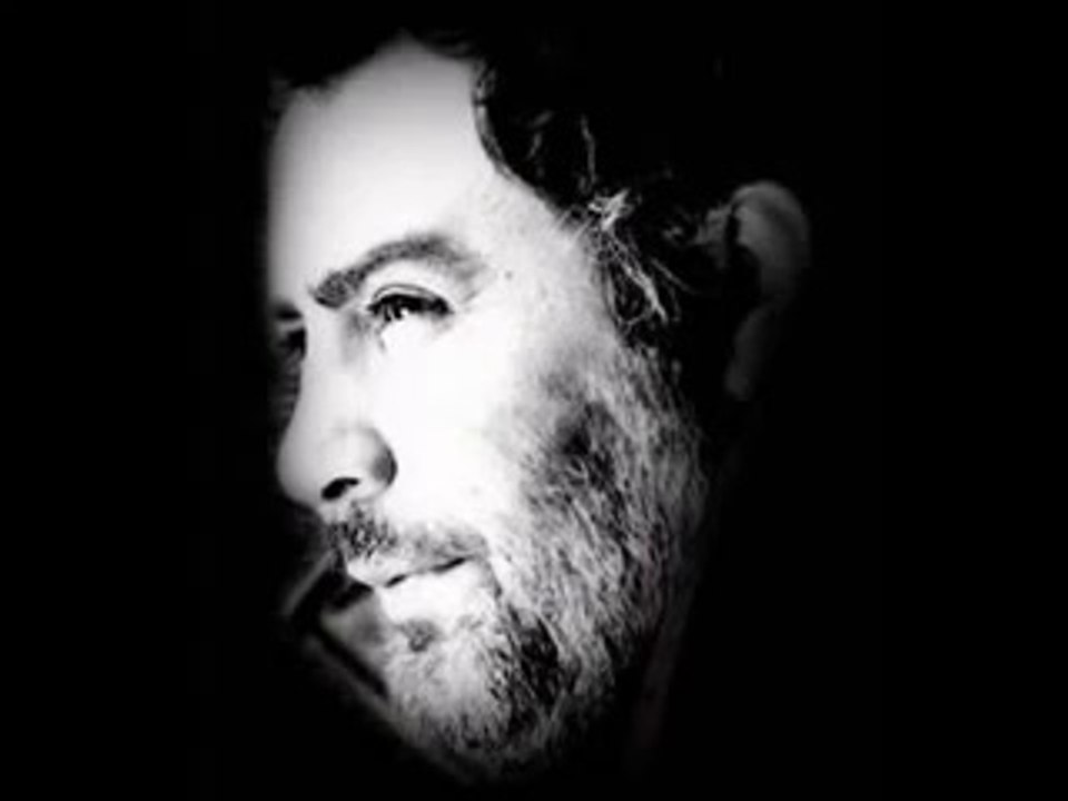 Ahmet Kaya - Kafama Sıkar Giderim