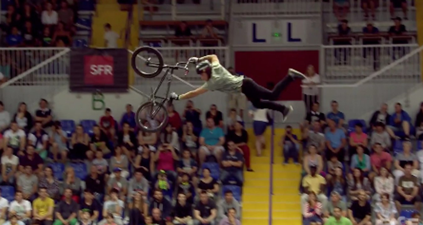 1st place of Jimmy Van Belle at SFR FISE Xpérience Reims 2014 - BMX