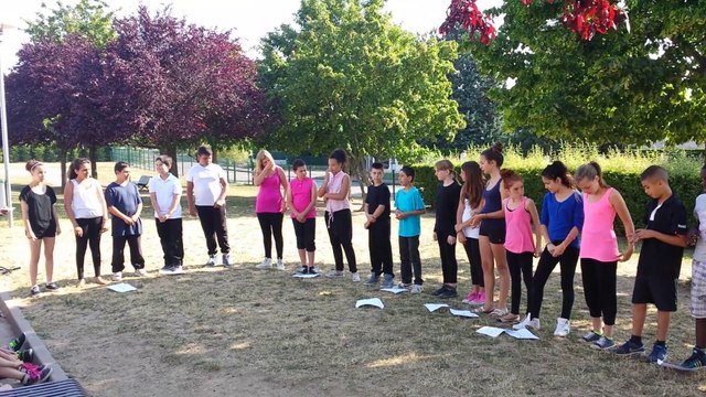 Présentation du Slam des 10 mots crée par les élèves de 6B 2014