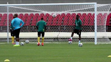 Com novatos, Gana se prepara para enfrentar EUA