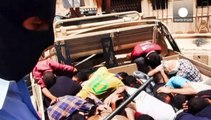 Los yihadistas del EIIL publican fotos estremecedoras supuestamente de ejecuciones sumarias