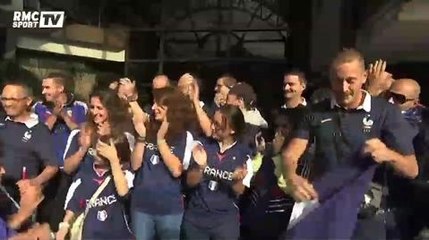 Football / Equipe de France / Des supporters devant l'hôtel des Bleus - 15/06