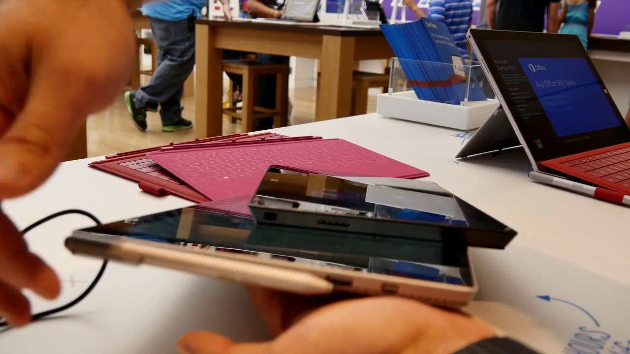 Microsoft Surface Pro 3 vs. Pro 2 Comparison [4K]