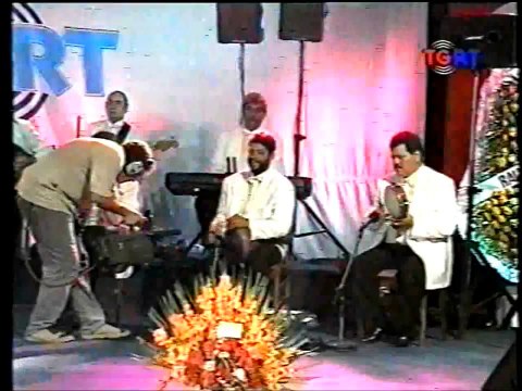 MUAZZEZ ERSOY-YOLLAR UZAK GELEMEDİM