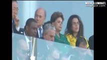 Dilma sendo vaiada na Abertura da Copa do Mundo no Brasil