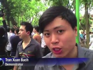 Large protests in Vietnam over China oil rig