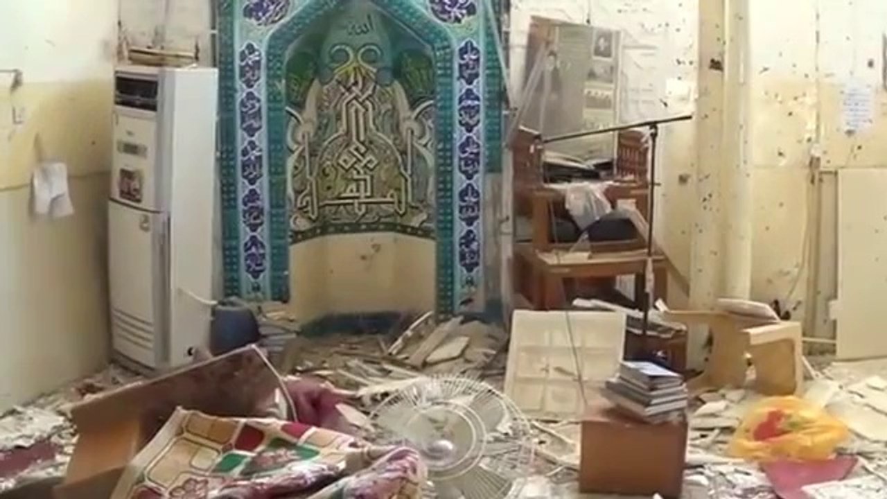 Suicide bomber kills 19 in Baghdad mosque