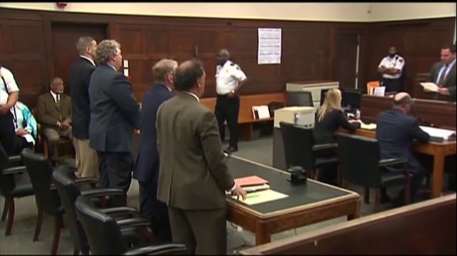 Raw: Aaron Hernandez pleads not guilty