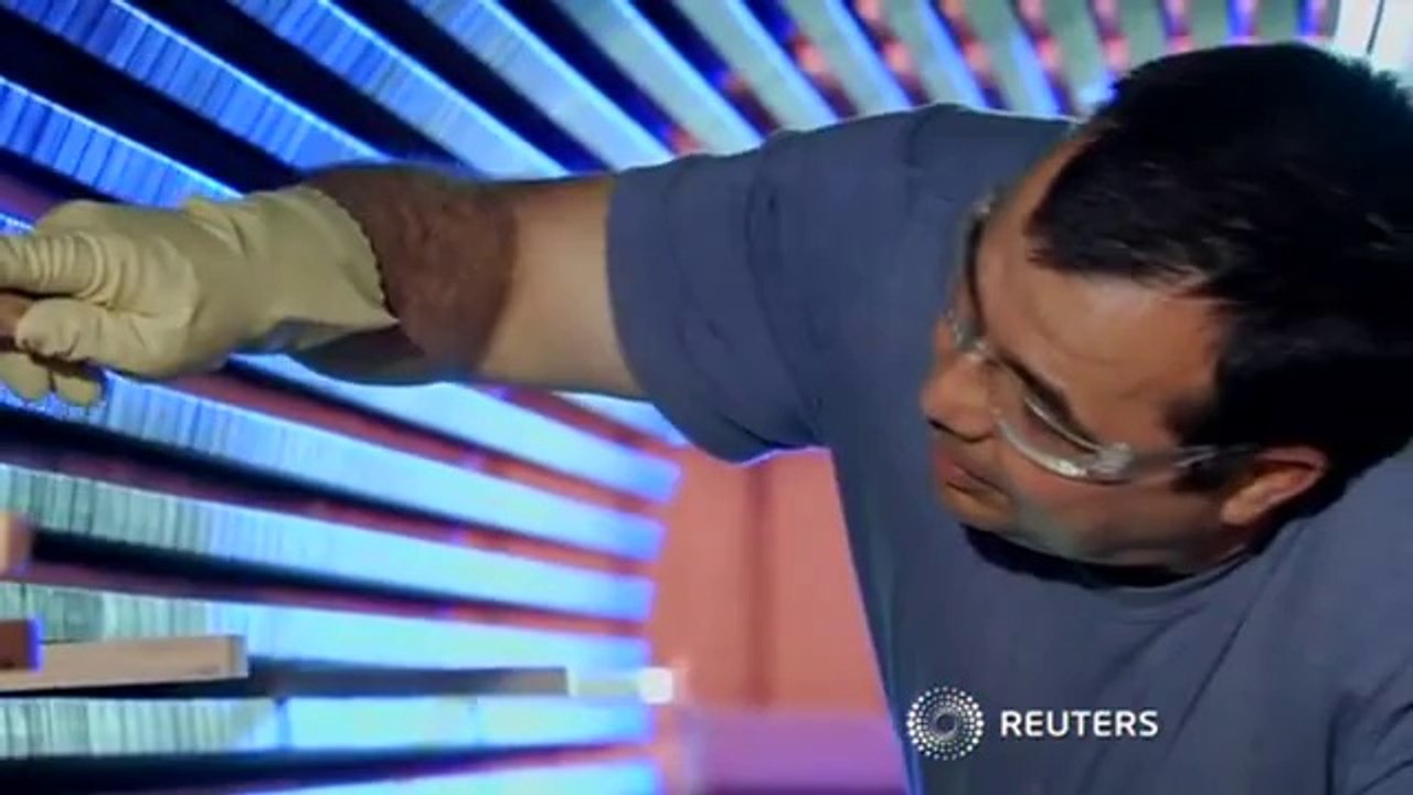 U.S. economy shrinks 1% in 1Q