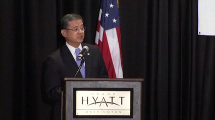 Shinseki apologizes for VA scandal