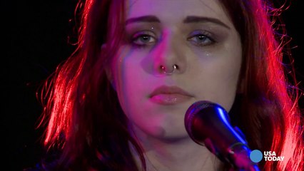 StudioA: von Grey performs "Keep It Cool"