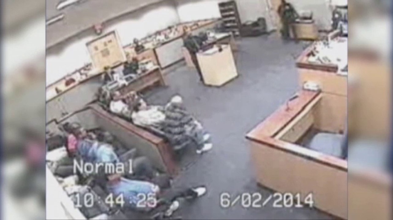 Raw: Fla. judge accused of punching attorney