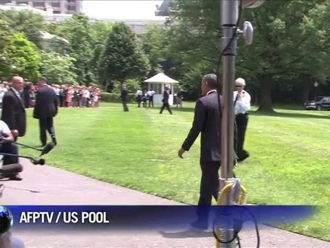 Obama: US willing to help Iraq but will not send troops