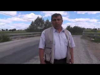 MUHARREMŞAH KÖYÜ'NDEKİ DAR YOL, KÖYLÜLERE VE SÜRÜCÜLERE ZOR ANLAR YAŞATIYOR