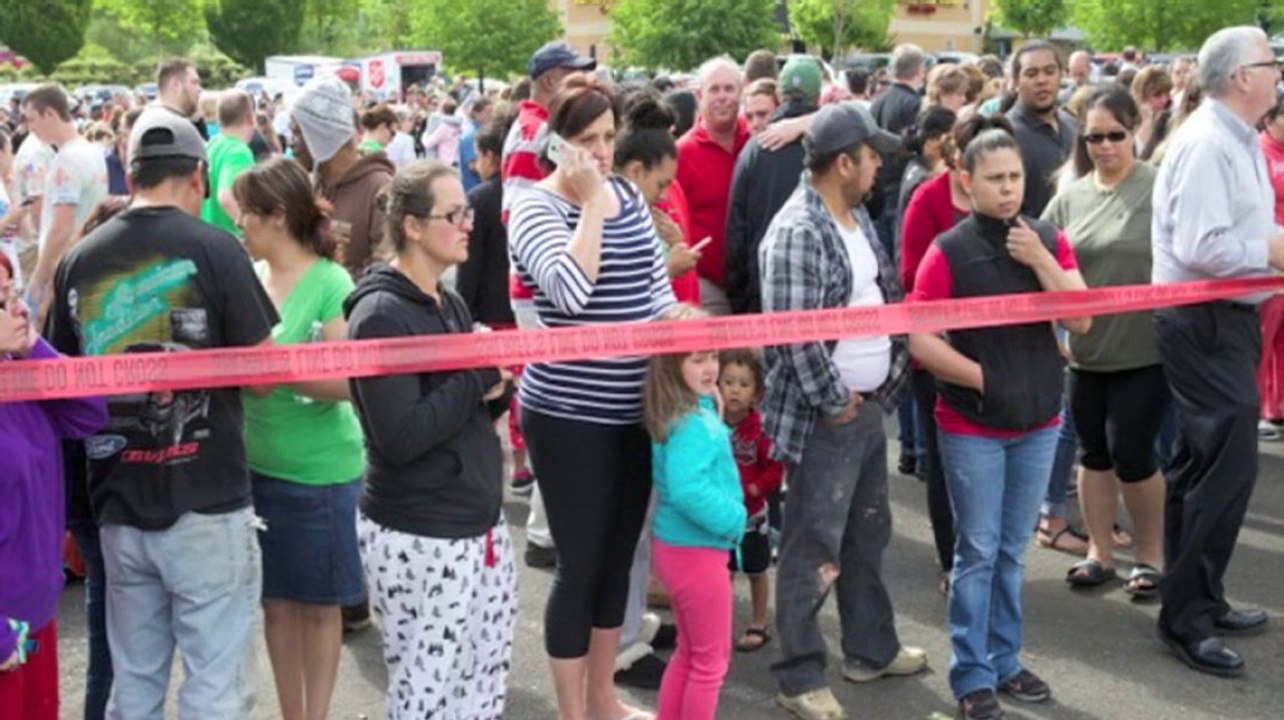 Student, gunman dead in Oregon school shooting