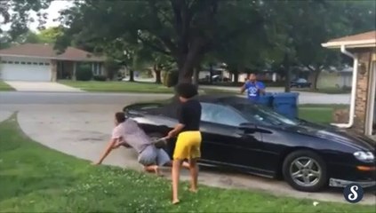 Mauvaise Blague : Jeter de l'eau bouillante sur quelqu'un