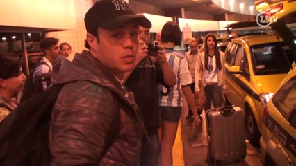 Em silêncio, Kléber desembarca no Rio