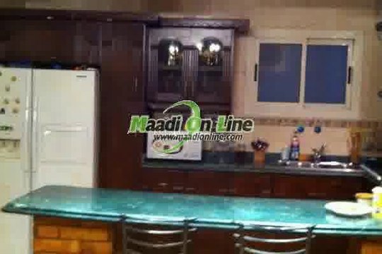 شقة للبيع فخمة بمعادى السريات