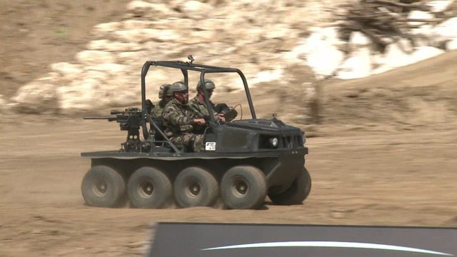 Chars, drones et caméras : le salon Eurosatory ouvre ses portes à Villepinte
