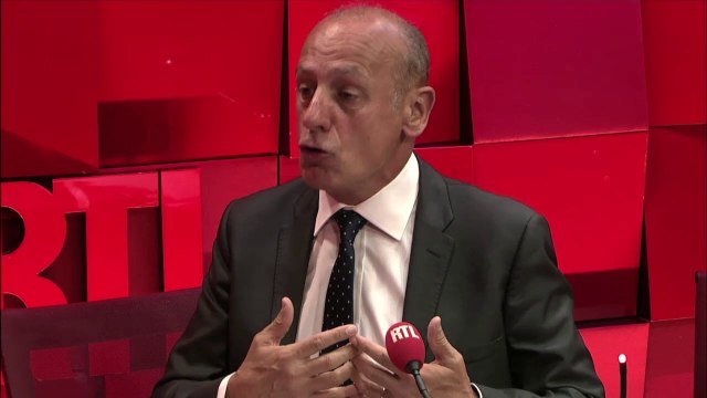 Jean-Michel Aphatie : La présence de militaires algériens le 14 juillet ne prête pas à polémique