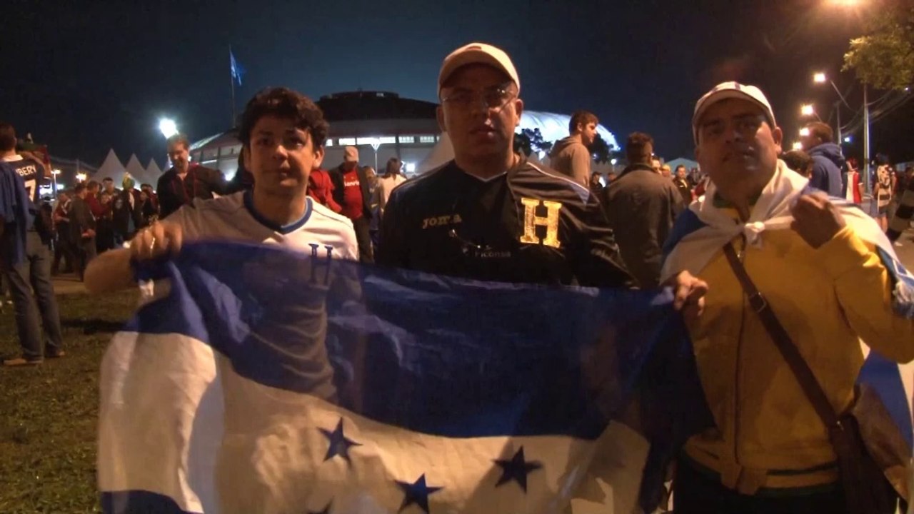 Groupe E - Les Honduriens furieux contre l'arbitrage