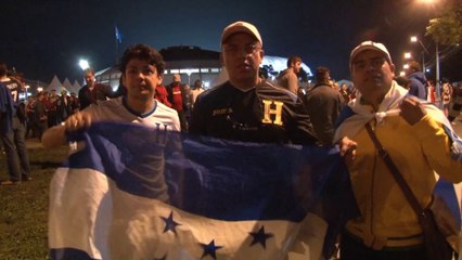 Groupe E - Les Honduriens furieux contre l'arbitrage