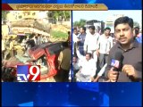 Five killed, 20 injured in as lorry rams into traffic - Part 2