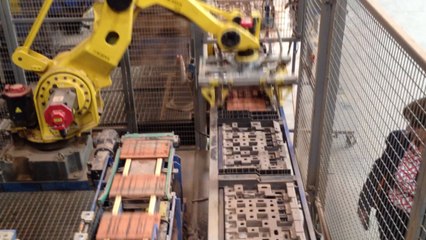 Visite d'une usine de Tuilerie