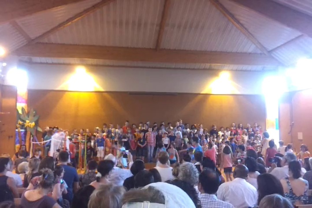 Spectacle fête de l'école du 13 juin 2014