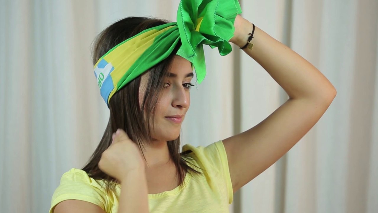 كاس العالم 2014: تسريحة بسيطة مع علم البرازيل | مع عبير