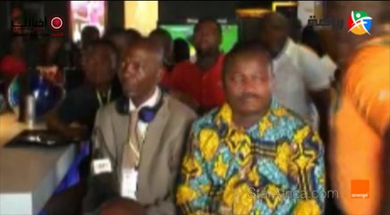 من قلب الكاميرون هكذا تابعت الجماهير أسود إفريقيا بحضور روجيه ميلا و بقية النجوم