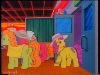 Pikku Ponit - Naamiaiset