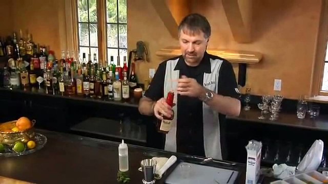 How to Make a Mint Julep - The Cocktail Spirit with Robert Hess - Small Screen