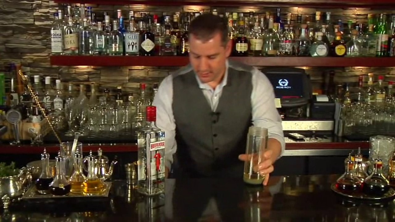 How to Carbonate a Cocktail Raising the Bar with Jamie Boudreau