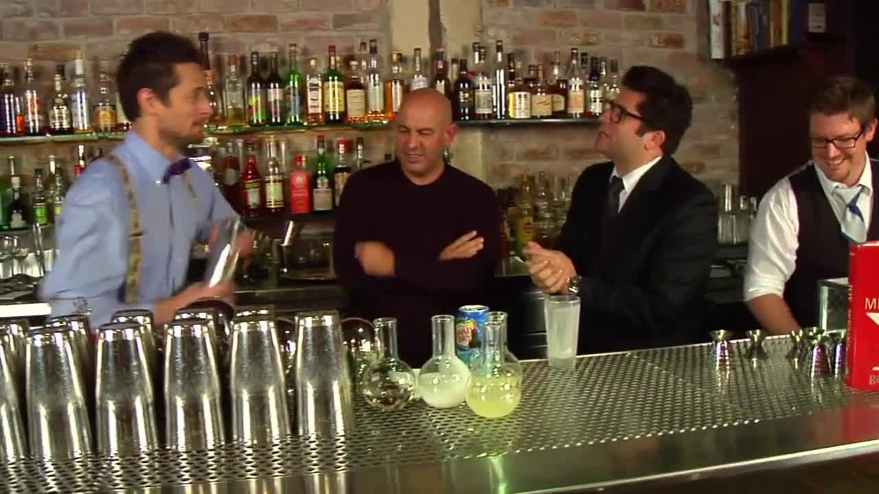 Varnish - Los Angeles - Ramos Gin Fizz Cocktail - Hanging with Harris