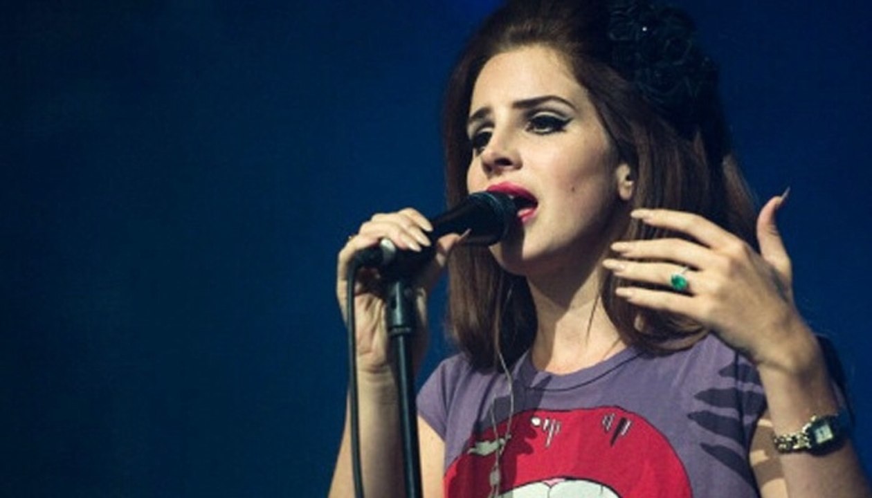 Lana Del Rey: la rivelazione tra violenza e prostituzione