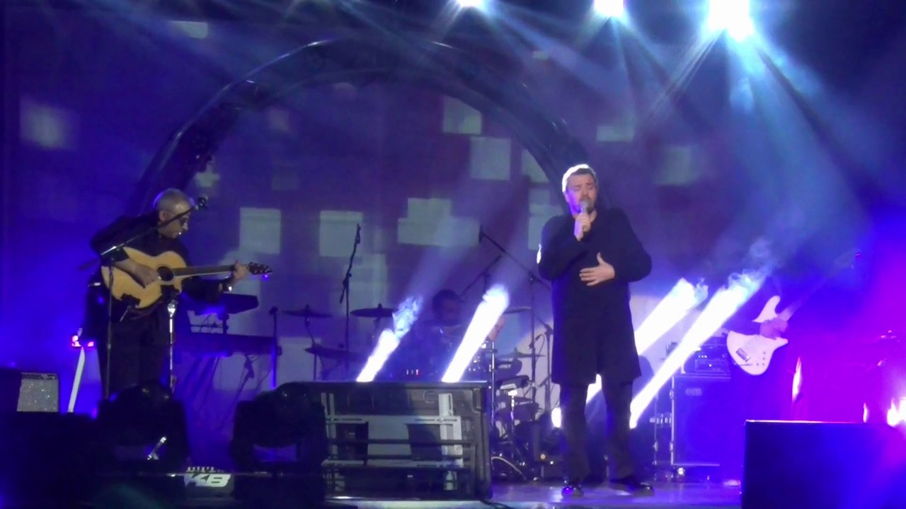 Horia Brenciu & HB Orchestra - O noua zi @ Sala Sporturilor, Buzau, 22.12.2013