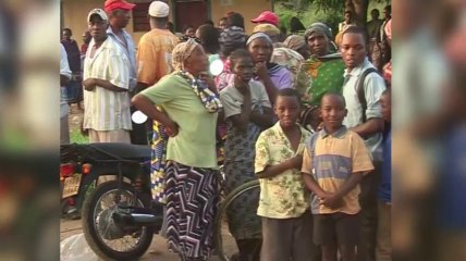 Town in Kenya Attacked, Dozens Dead