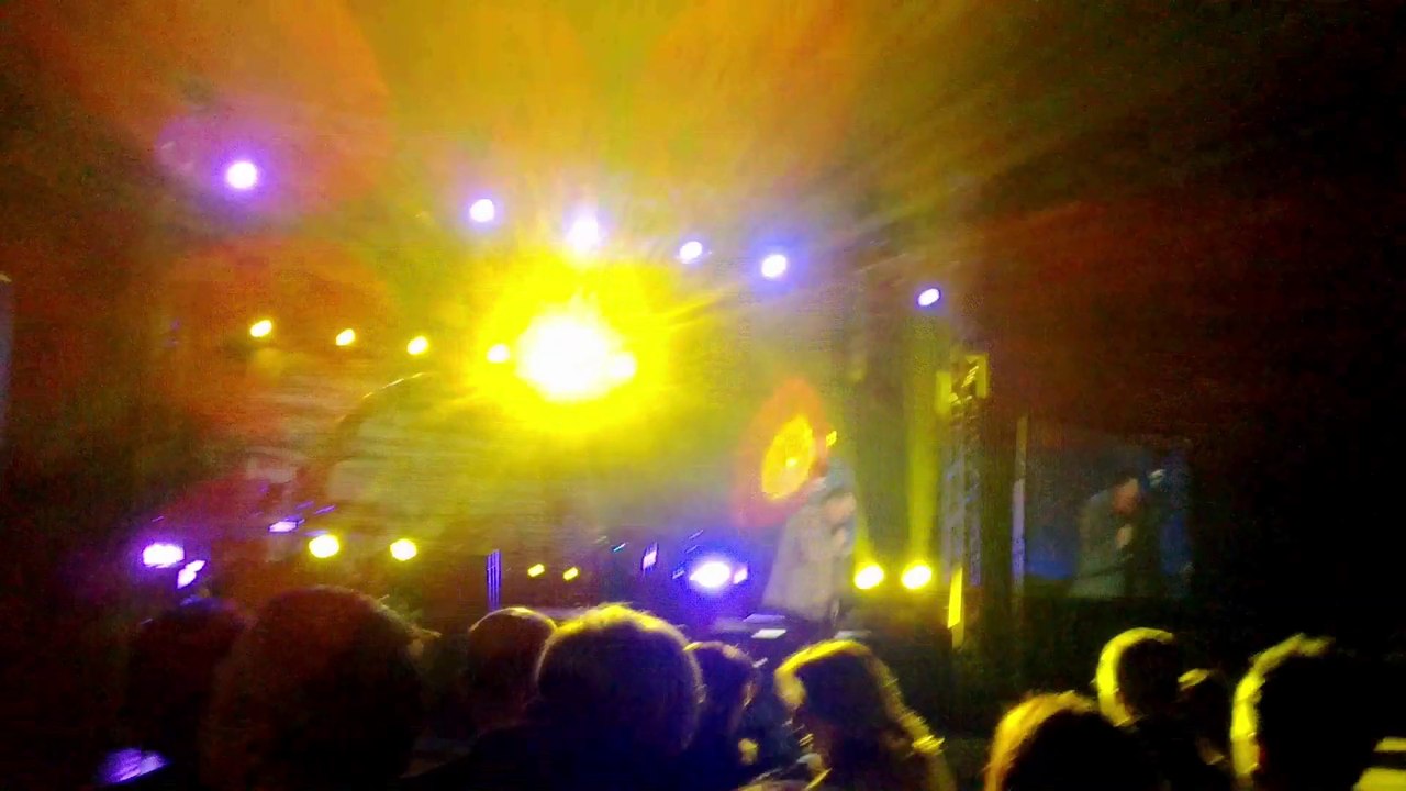 Horia Brenciu & HB Orchestra - Delilah @ Sala Sporturilor, Buzau, 22.12.2013